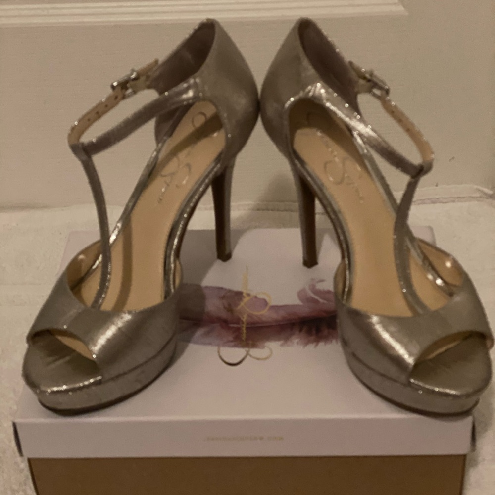 Jessica Simpson Bansi silver platform heels